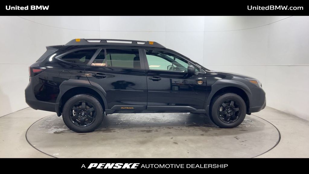 Thumbnail: 2022 Subaru Outback - 9