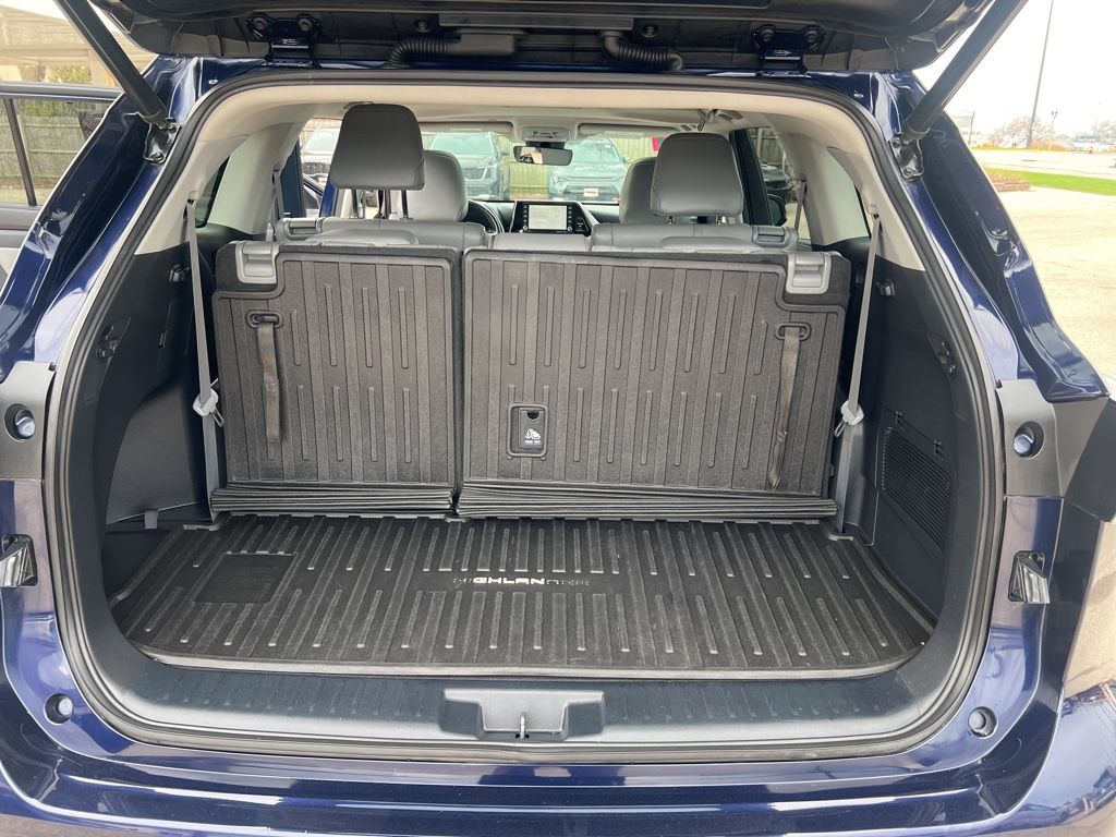 2021 Toyota Highlander XLE photo