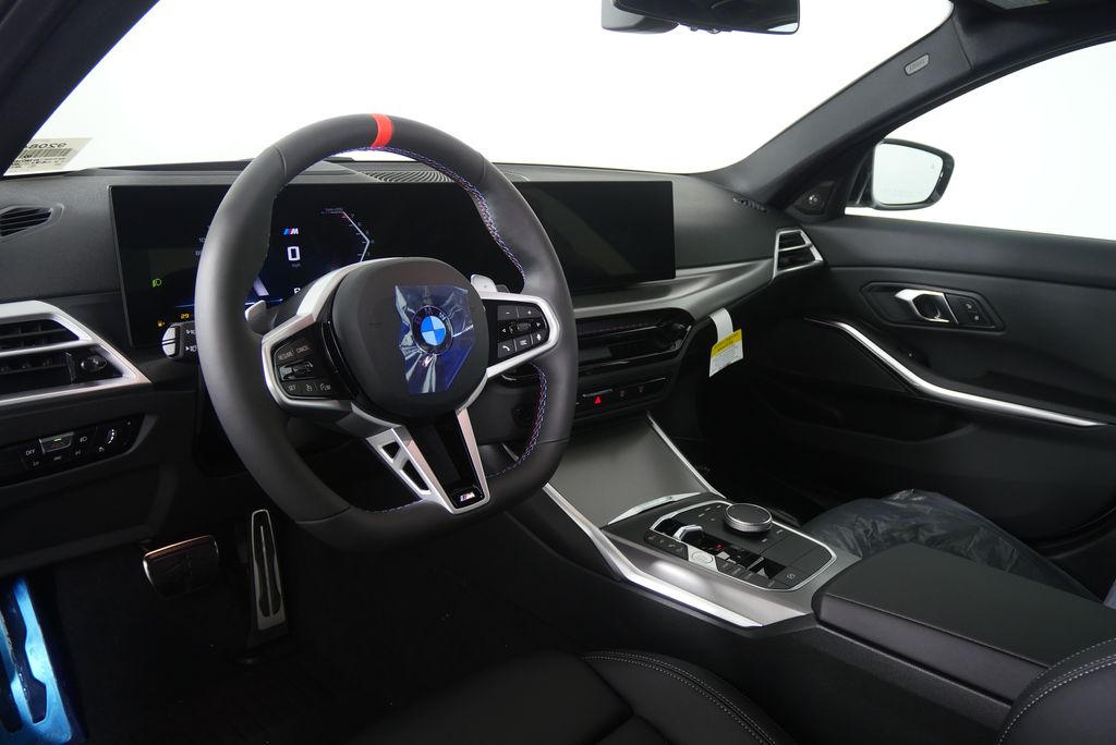 Thumbnail: 2026 BMW 3 Series - 13