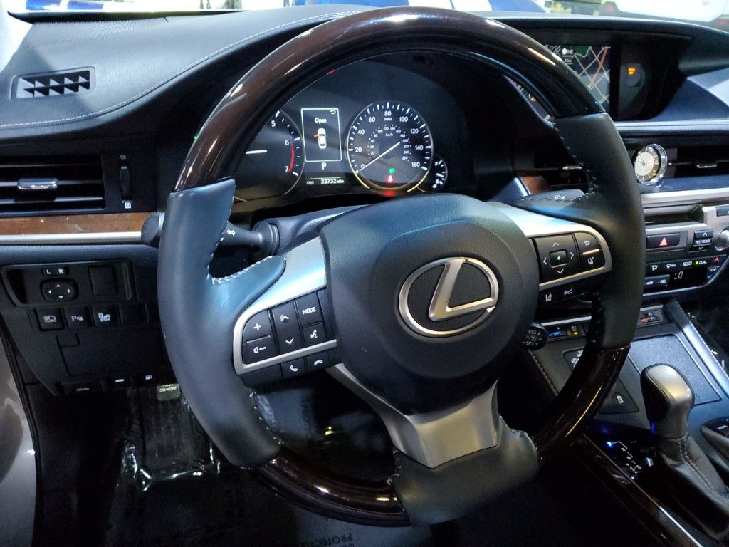 2018 Lexus ES 350 30