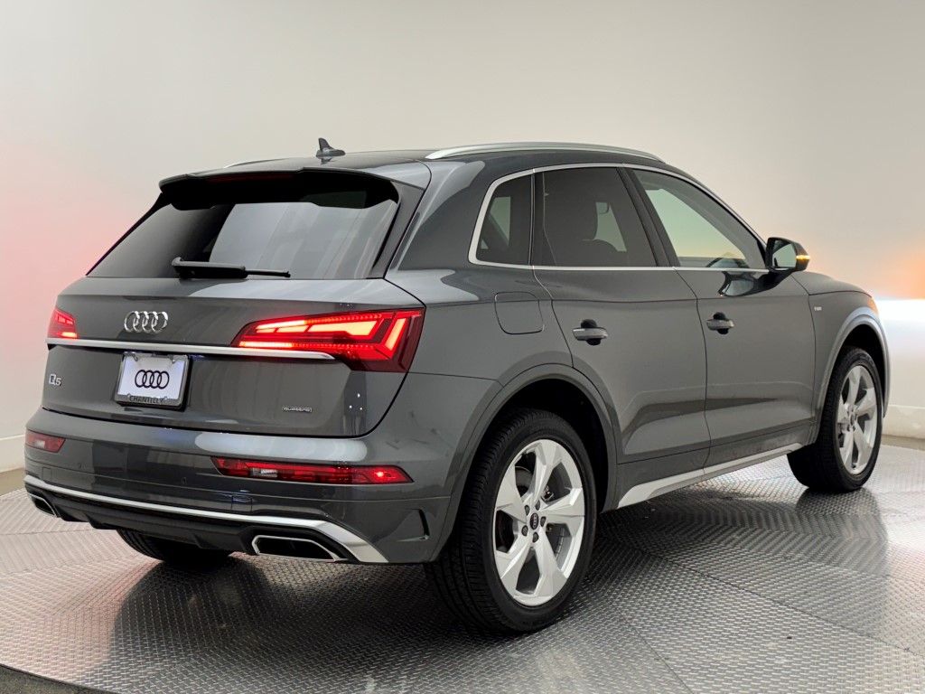 Thumbnail: 2025 Audi Q5 - 11