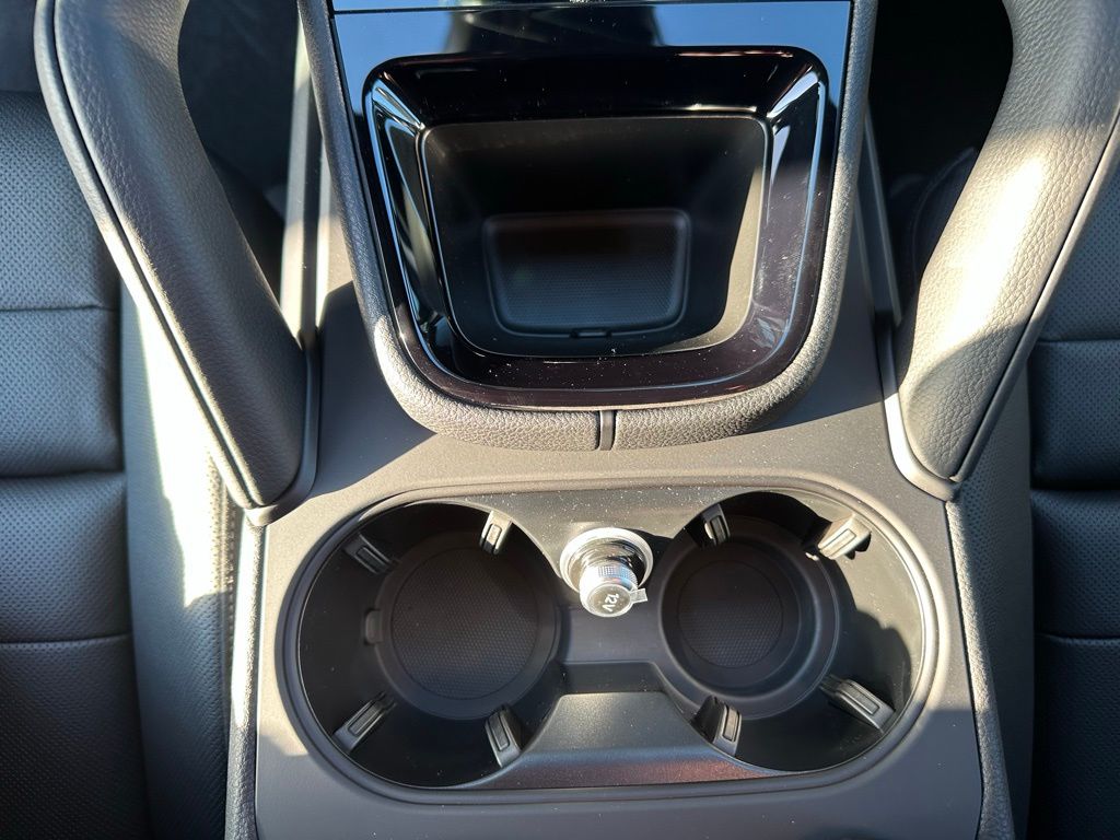 Thumbnail: 2026 Porsche Cayenne - 27