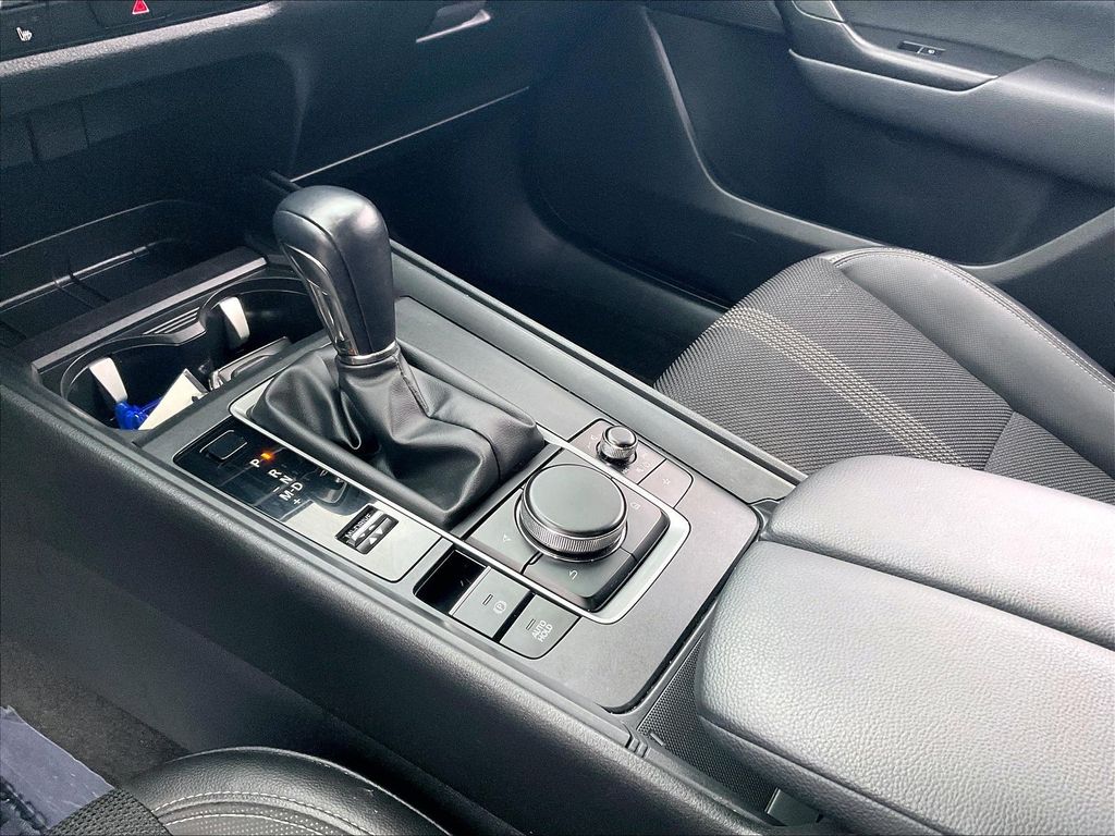 2025 Mazda CX-50 — photo 19