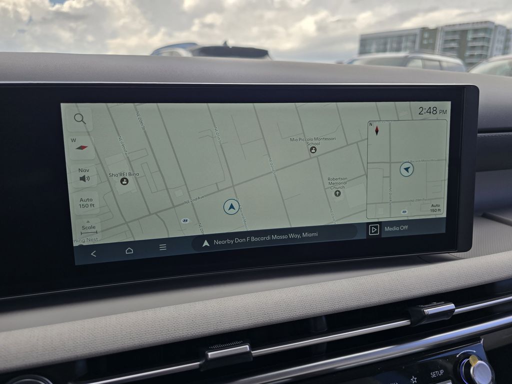 New 2026 Green Hyundai SEL Premium image 22