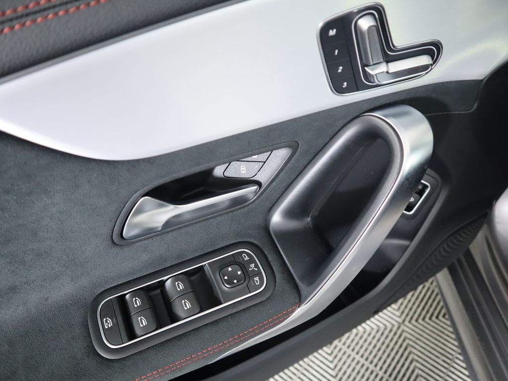 2025 Mercedes-Benz CLA 250 24
