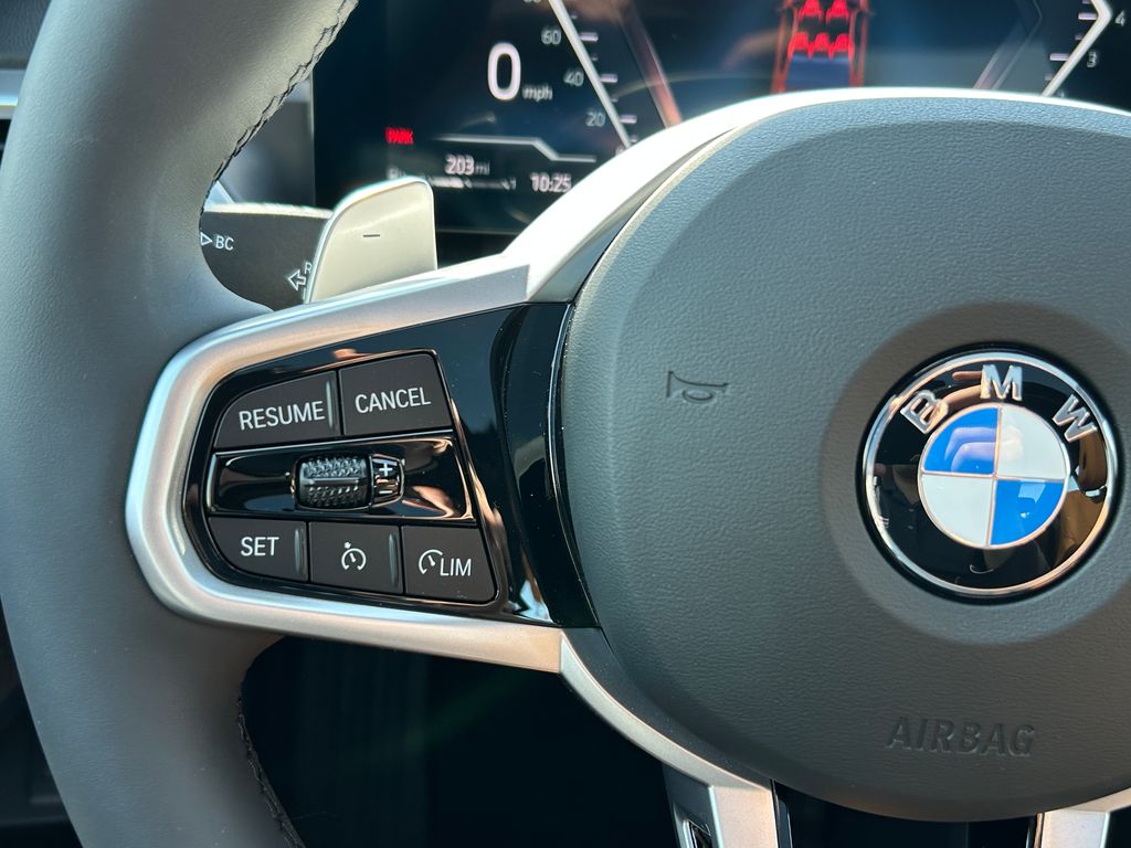 2025 BMW 3 Series 330i 19