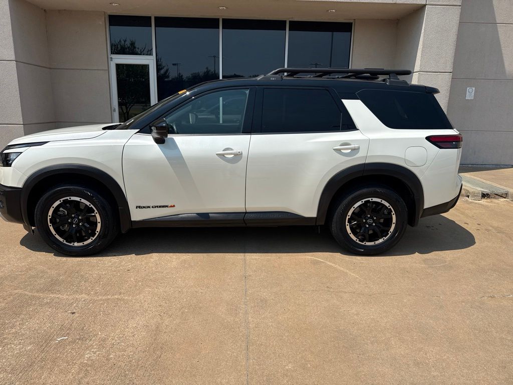 2024 Nissan Pathfinder Rock Creek 4WD