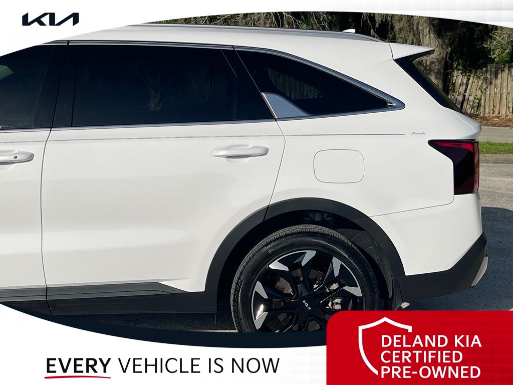 Used 2025 Kia Sorento SUV