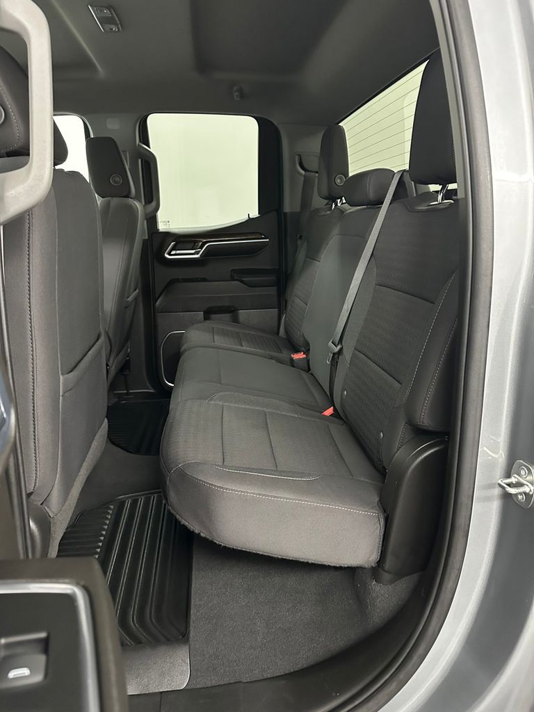 used 2023 GMC Sierra 1500 car, priced at $36,985