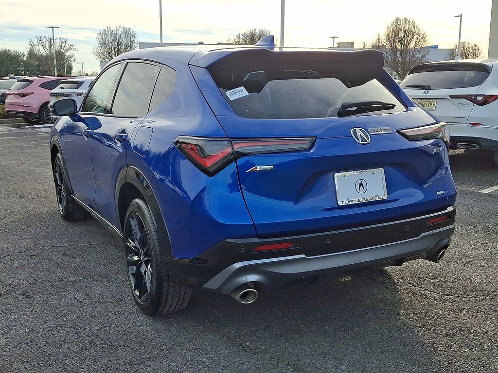 Thumbnail: 2025 Acura ADX - 4