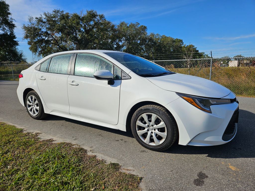 2022 Toyota Corolla LE 7