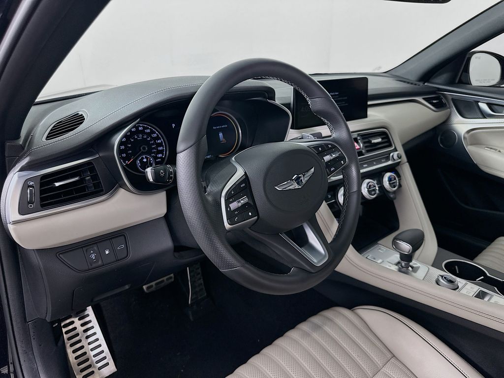 Thumbnail: 2023 Genesis G70 - 9