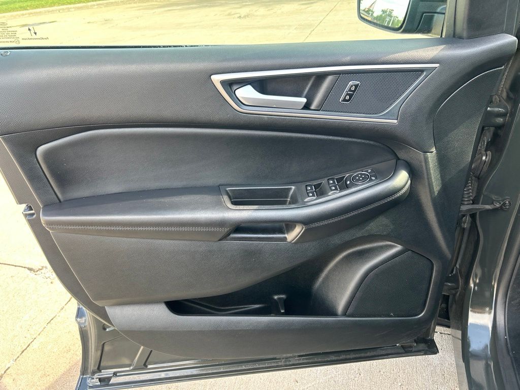Used 2024 Ford Edge SUV
