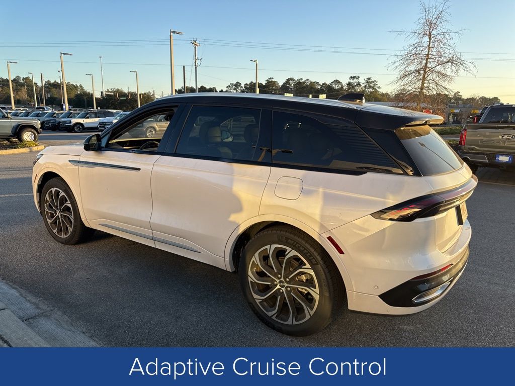 2024 Lincoln Nautilus Reserve