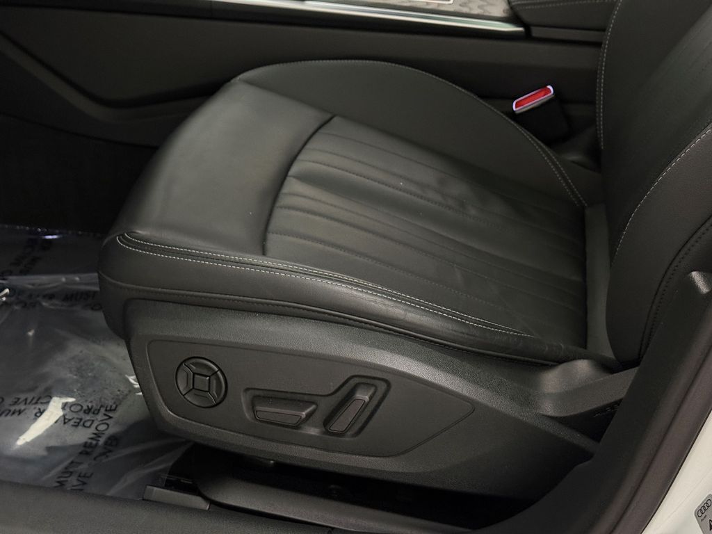 Thumbnail: 2023 Audi A6 - 29