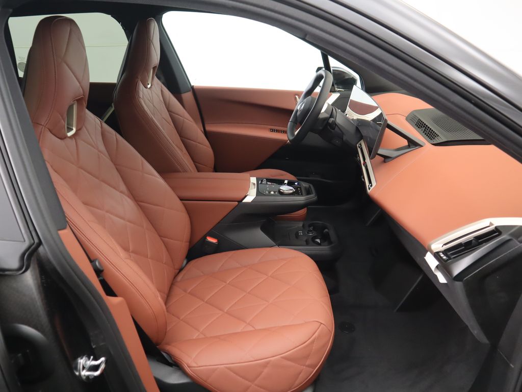 Thumbnail: 2026 BMW iX - 21