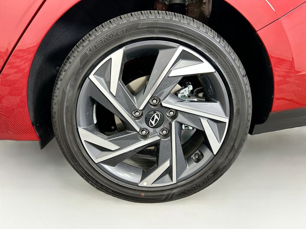 Thumbnail: 2025 Hyundai Elantra - 30