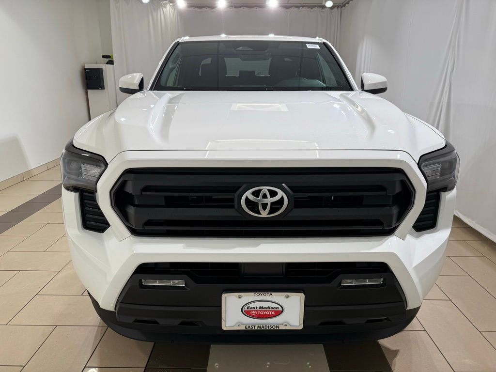 Thumbnail: 2025 Toyota Tacoma - 8