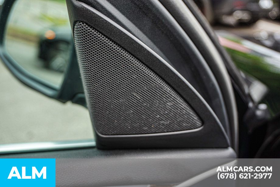 Used 2025 Black BMW xDrive30i image 49