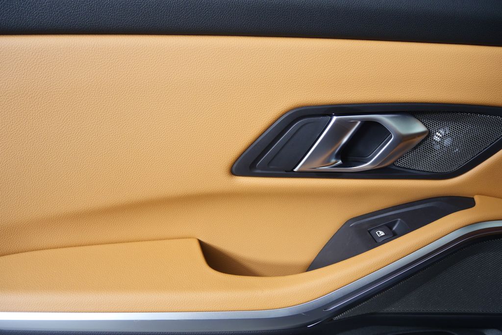 Thumbnail: 2026 BMW 3 Series - 13