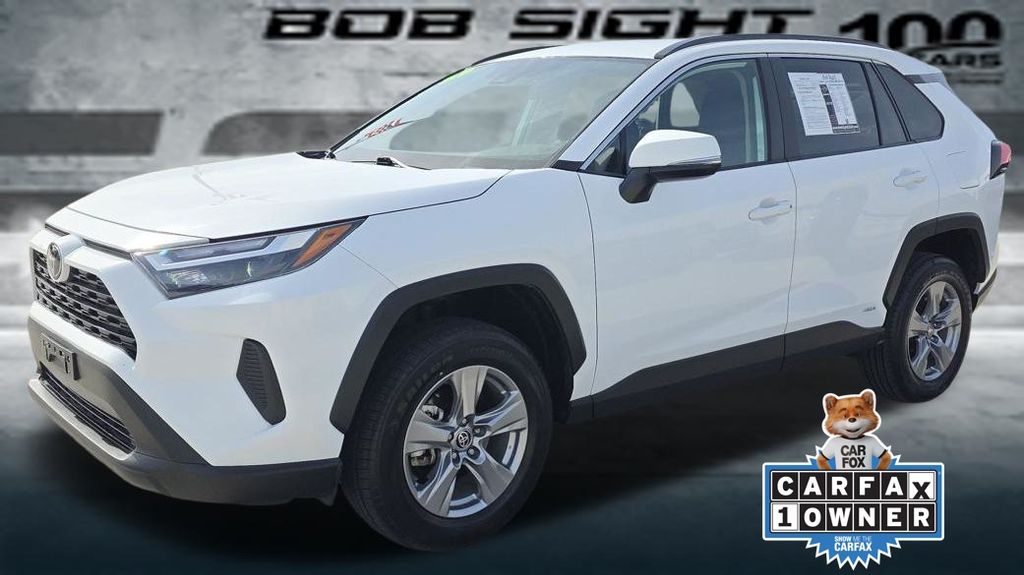 2025 Toyota RAV4 Hybrid XLE