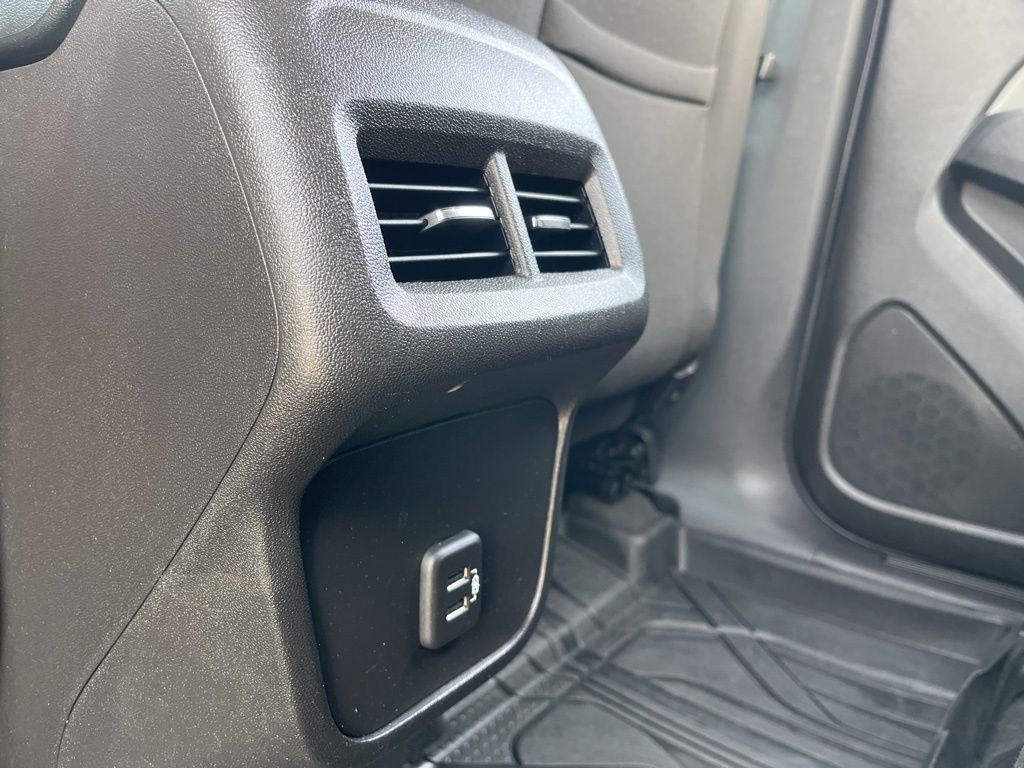 Thumbnail: 2024 Chevrolet Equinox - 24