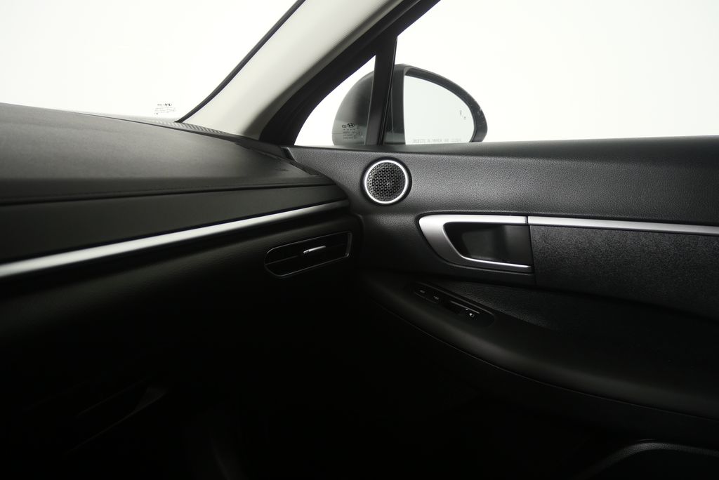 Thumbnail: 2023 Hyundai Sonata - 24