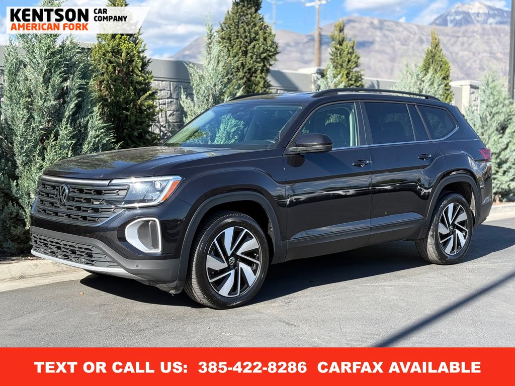 Deep Black Pearl 2025 Volkswagen Atlas SE 4Motion with Technology SUV / Crossover All-Wheel Drive 8-Speed Automatic