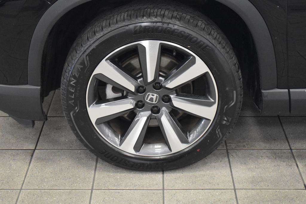 2024 Honda Pilot Touring 14