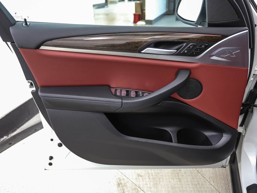 Thumbnail: 2023 BMW X3 - 9