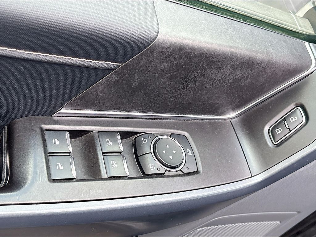 Used 2024 Gray Ford XLT image 18