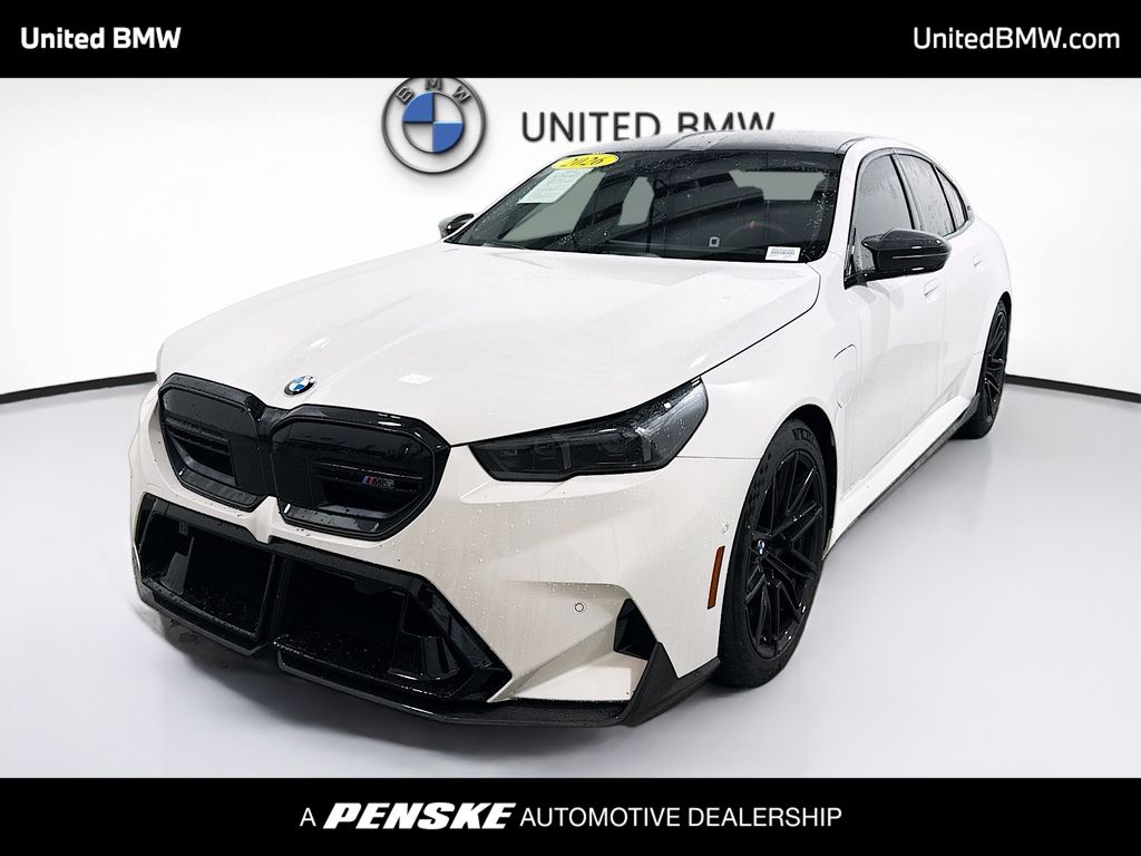 Thumbnail: 2026 BMW M5 - 1