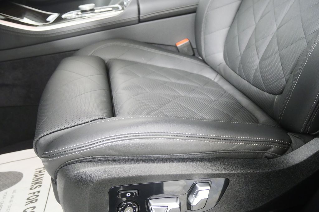 Thumbnail: 2026 BMW X5 - 9