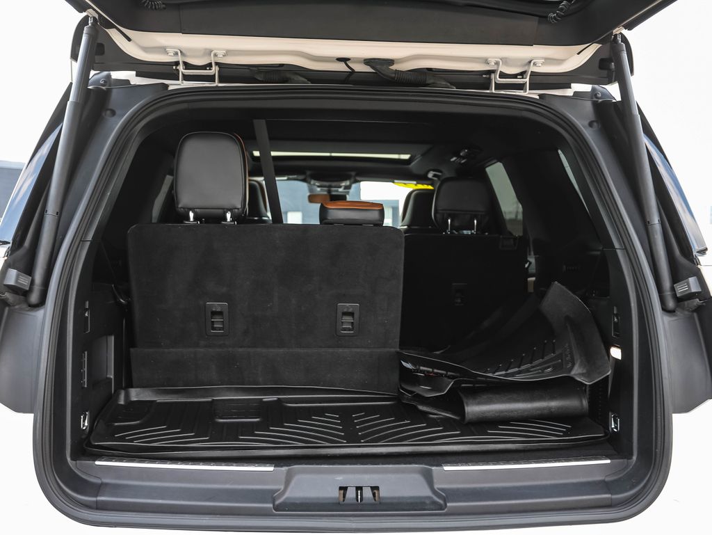 Thumbnail: 2019 Lincoln Navigator - 26