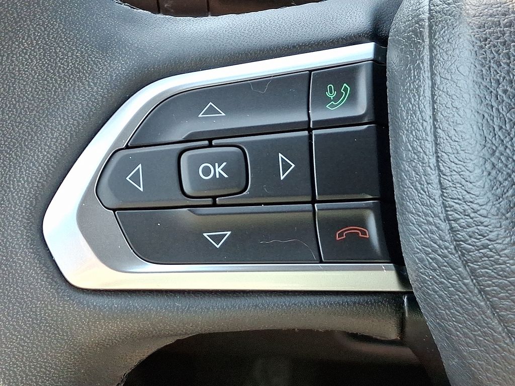 Thumbnail: 2024 Jeep Compass - 21