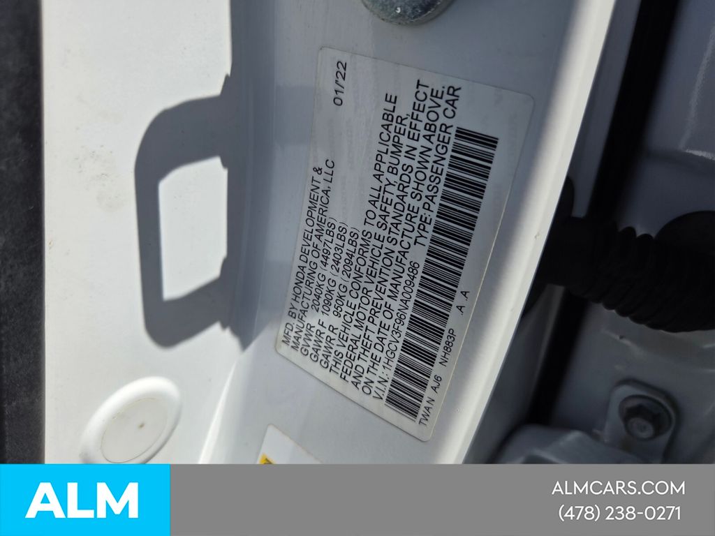 Used 2022 White Honda Touring image 17