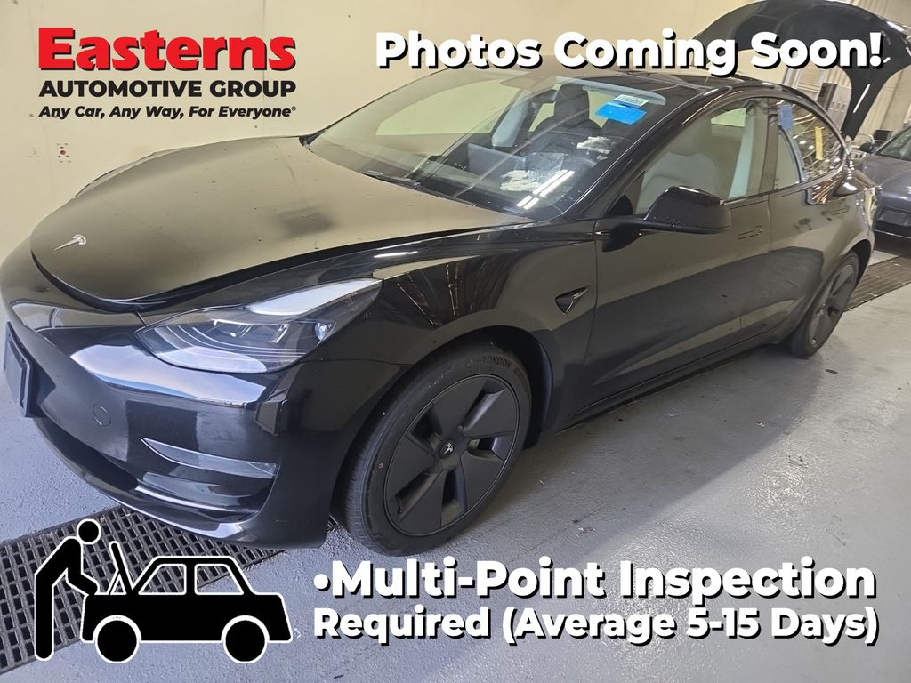 2023 Tesla Model 3 -'s photo