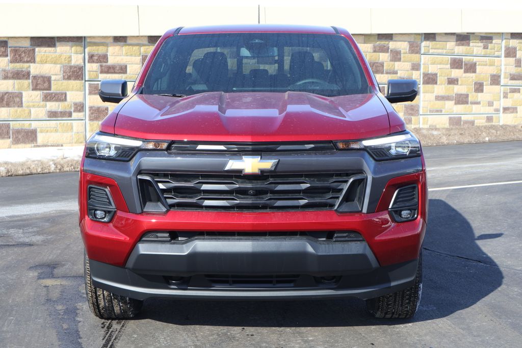 Thumbnail: 2026 Chevrolet Colorado - 2