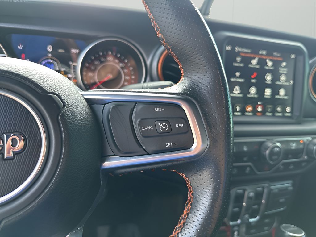 Used Car 2021 Jeep Gladiator  Mojave For Sale Under $35,000 In Austin, Texas