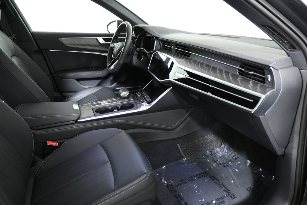 Thumbnail: 2025 Audi A6 - 27