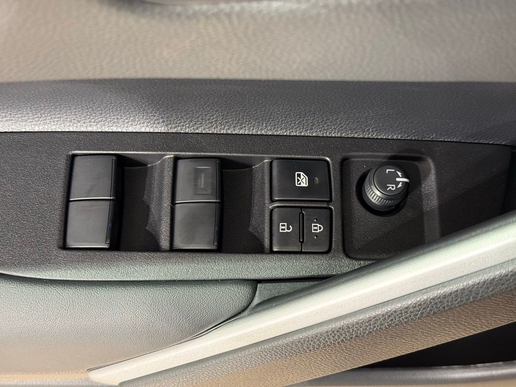 Thumbnail: 2026 Toyota Corolla Cross - 16