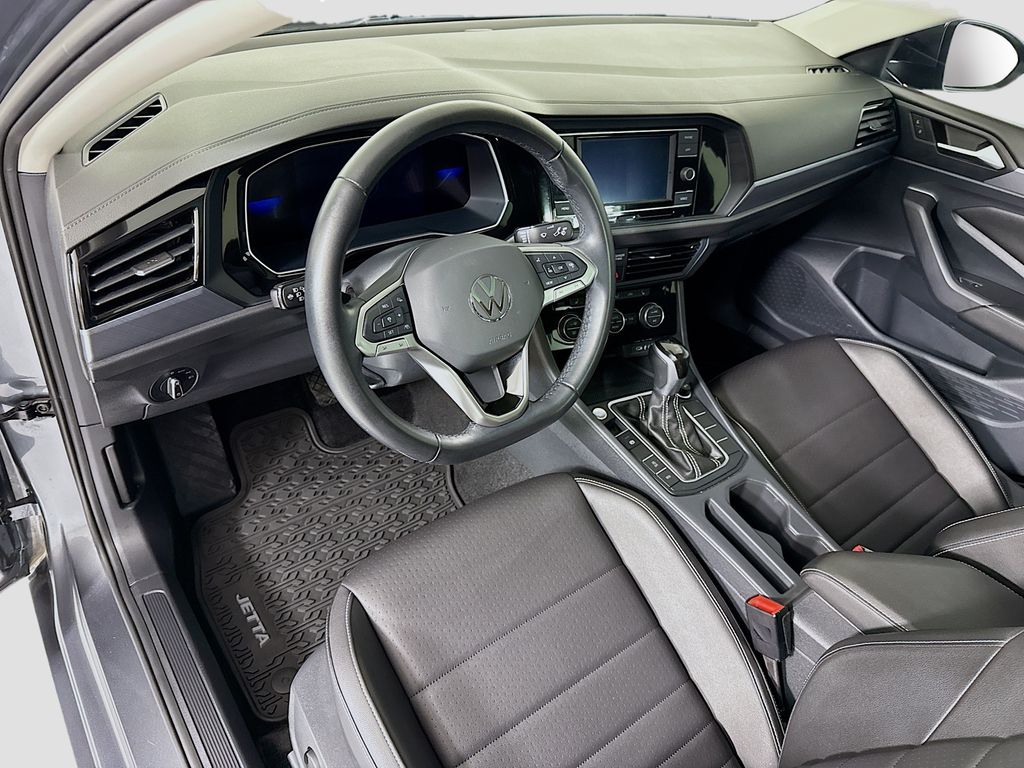 Thumbnail: 2024 Volkswagen Jetta - 9