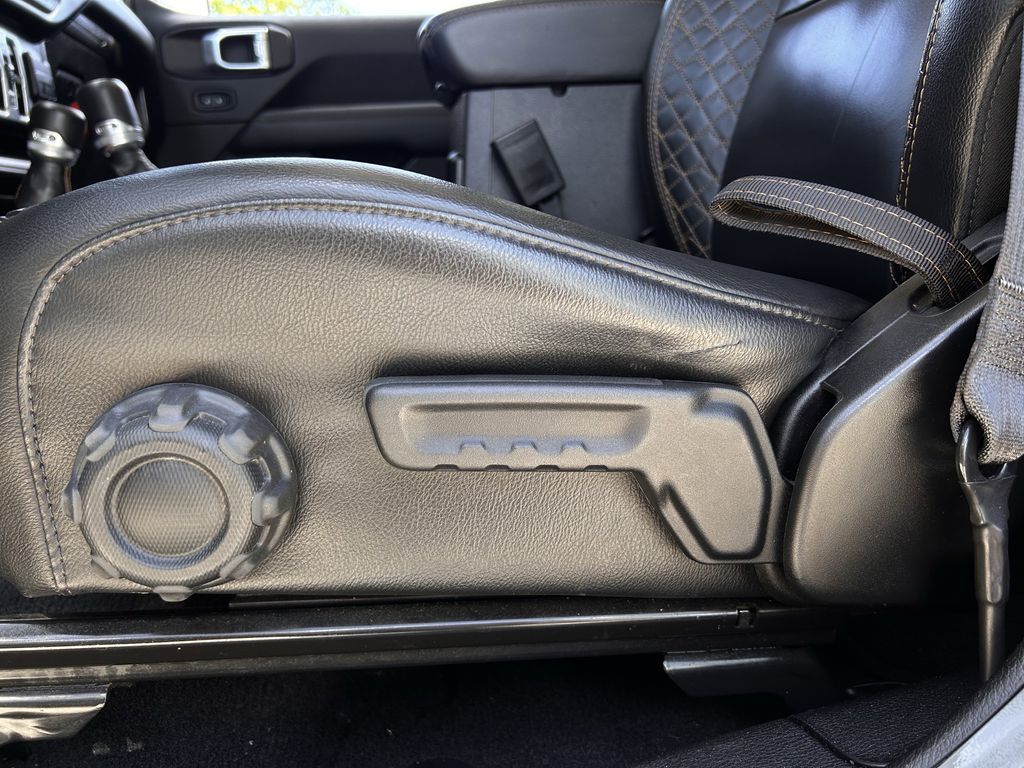 car-gallery-28
