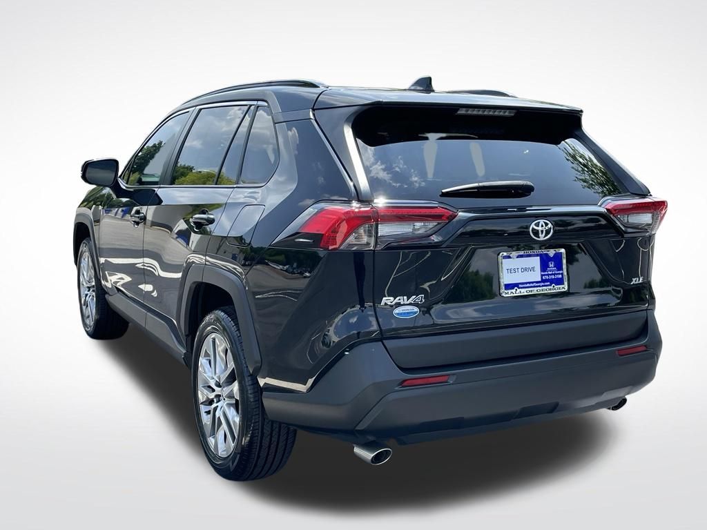 Thumbnail: 2022 Toyota RAV4 - 4