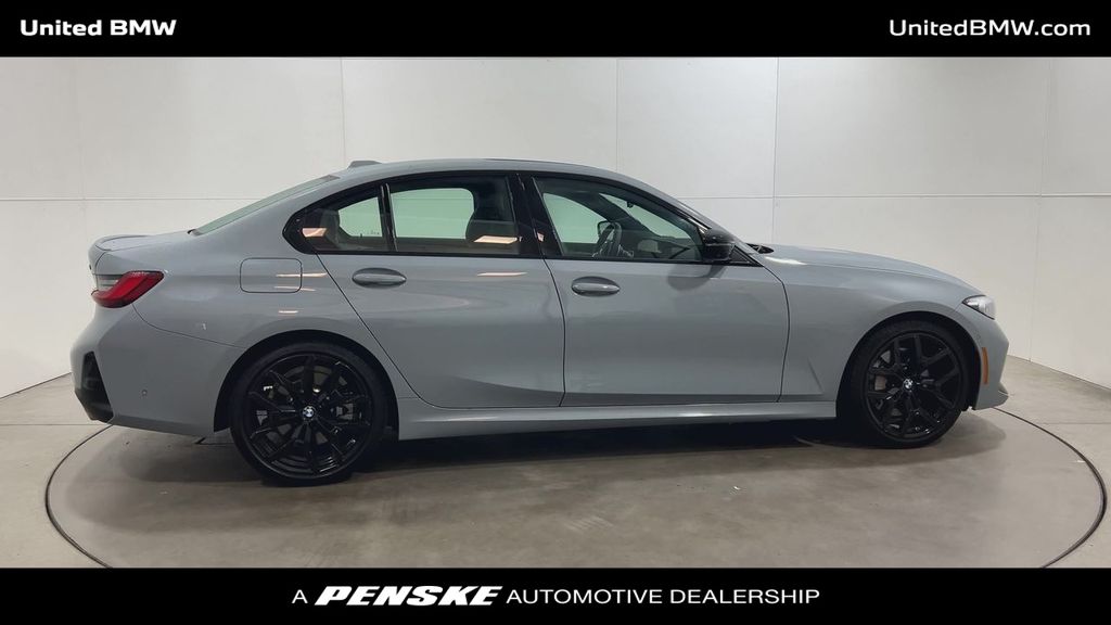 2025 BMW 3 Series 330i 9