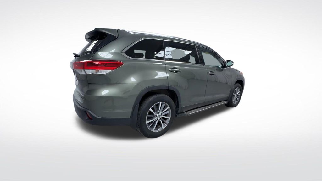 Used 2019 Toyota Highlander SUV