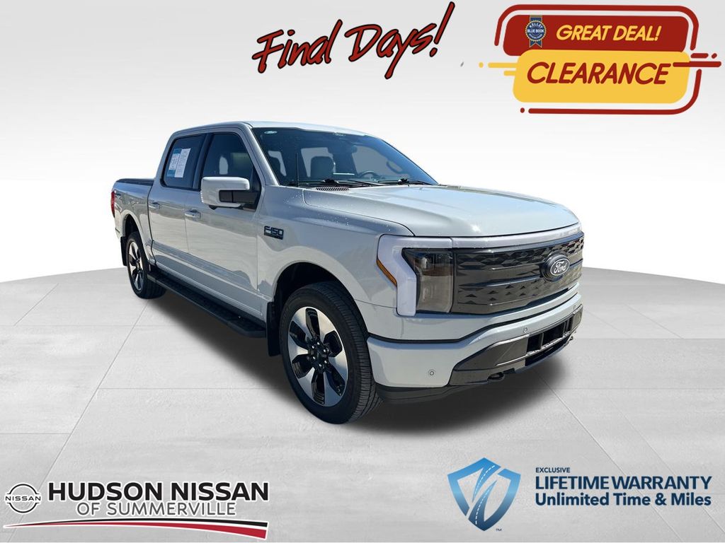 2024 Avalanche Ford F-150 Lightning Platinum Truck