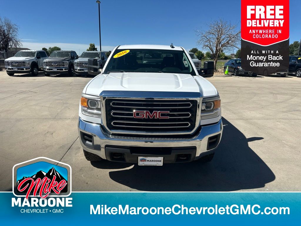 Summit White 2016 GMC Sierra 2500HD SLE Crew Cab SB 4WD Pickup Truck Four-Wheel Drive 6-Speed Automatic Overdrive