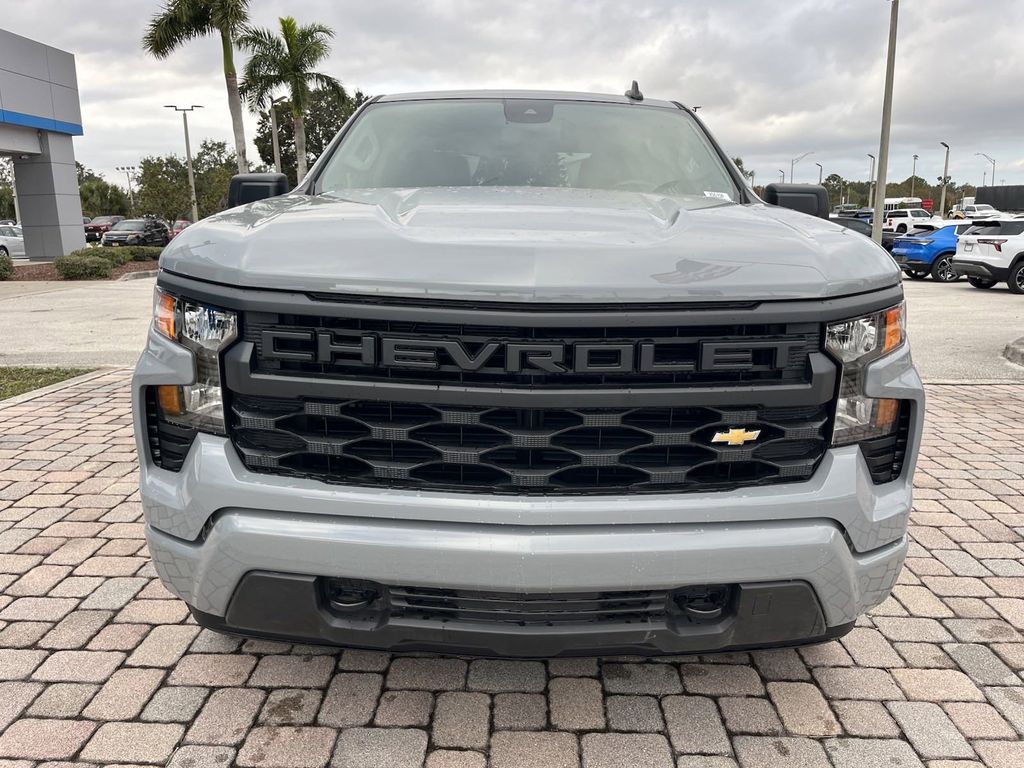 2025 Chevrolet Silverado 1500 Custom 2