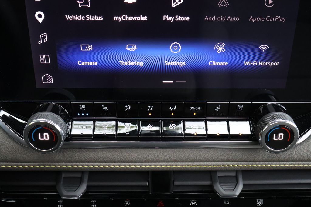 Thumbnail: 2026 Chevrolet Colorado - 19